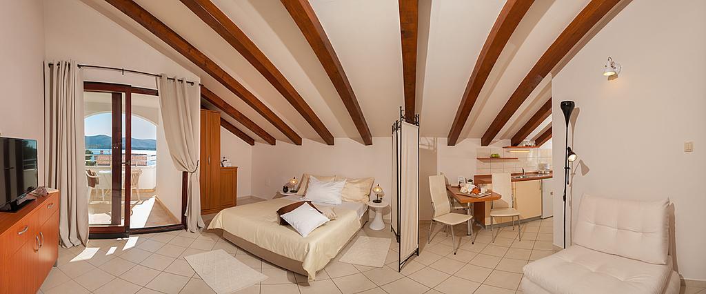 Villa Croatica Apartments ซาบอริซ ภายนอก รูปภาพ